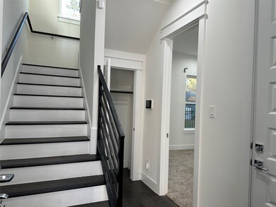 4714 Independence Heights Ln, Houston, TX 77018 - photo 5