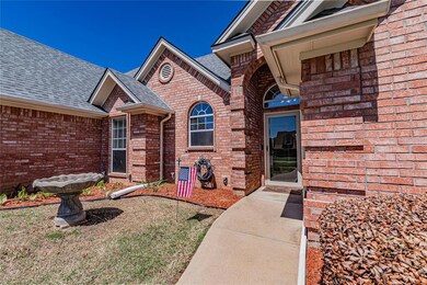 306 Granada Calle St, Granbury, TX 76049 - photo 2