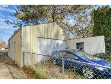 309 S Water St, Weston, OR 97886 - photo 7