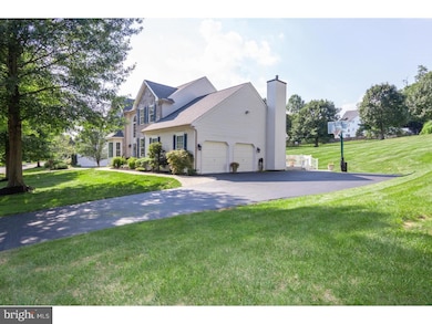 14 Twin Creeks Dr, Thornton, PA 19373 - photo 2