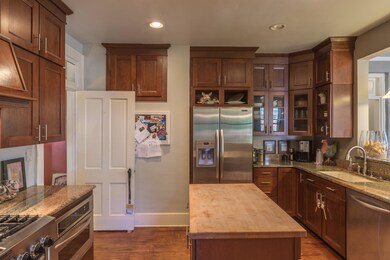 Kitchen 4