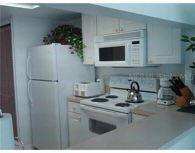 363 Caribbean Dr unit 111, Davenport, FL 33897 - photo 2