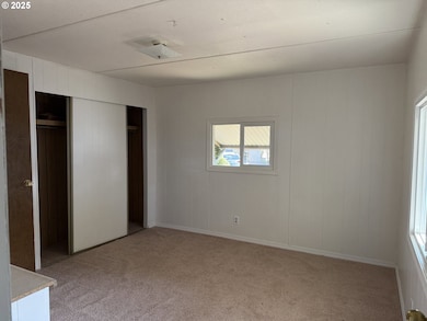 205 S 54th St, Springfield, OR 97478 - photo 7