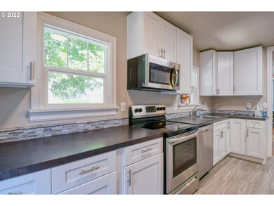 314 NW Gilliam Ave, Pendleton, OR 97801 - photo 7