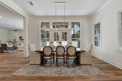 HUGE Dining Rm overlooks Private Courtyard