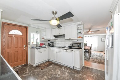 47 Lawrence St, Milford, MA 01757 - photo 4