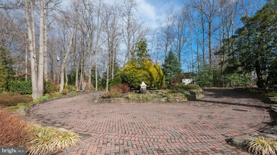 928 Childs Point Rd, Annapolis, MD 21401 - photo 2