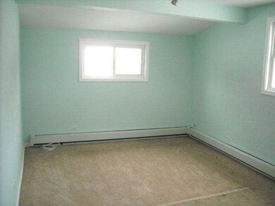 18031 Baker Ave, Country Club Hills, IL 60478 - photo 3