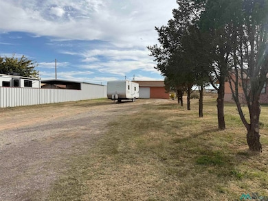 1011 Painted Pony Ln, Artesia, NM 88210 - photo 3