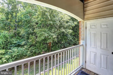 1010 Samantha Ln unit 8-202, Odenton, MD 21113 - photo 4