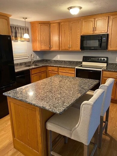 39 Greenwood Village St unit 39, North Easton, MA 02356 - photo 4