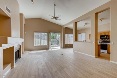 4545 E Roy Rogers Rd Cave-large-003-001-