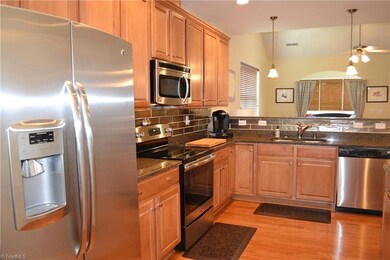 2476 Birch View Dr, High Point, NC 27265 - photo 6