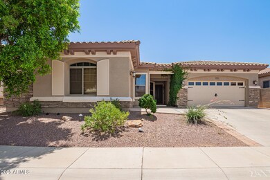 2413 W Kachina Trail, Phoenix, AZ 85041 - photo 3