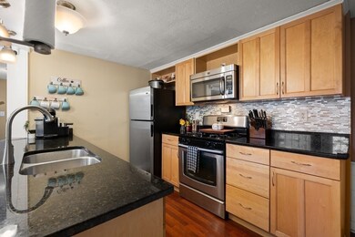 186 State St, Newburyport, MA 01950 - photo 3