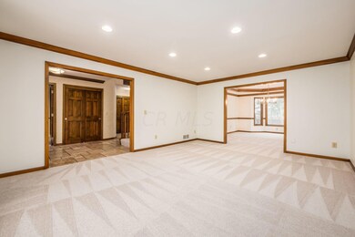 [014] 1200 Brittany Ln, Upper A