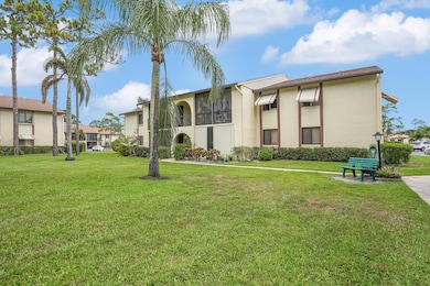 331 Knotty Pine Cir unit C-1, Greenacres, FL 33463 - photo 2