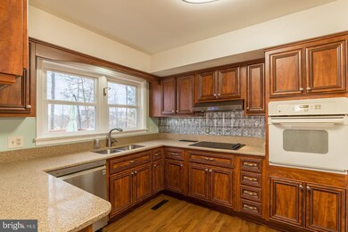 509 Montpelier Dr, Stafford, VA 22556 - photo 5