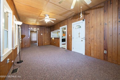 114 Lake Shore Ter, Interlachen, Florida