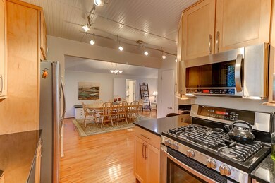 32 Twin Oaks (14)