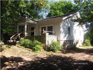 230 Lakeview Dr, Rossville, GA 30741 - photo 2