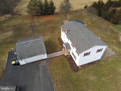 1346 W Campbell Rd, Green Lane, PA 18054 - photo 2