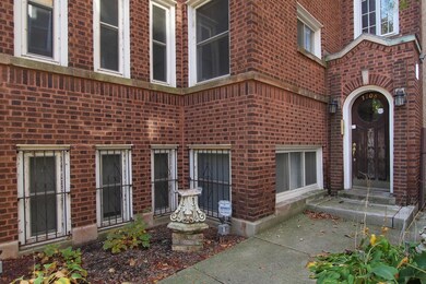 7708 N Ashland Ave, Chicago, IL 60626 - photo 3