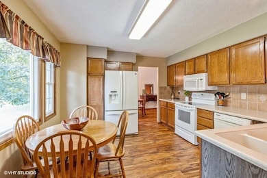 125 29th Ct, West Des Moines, IA 50265 - photo 6