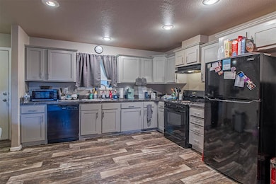 3642 Boulder Hwy unit 401, Las Vegas, NV 89121 - photo 4