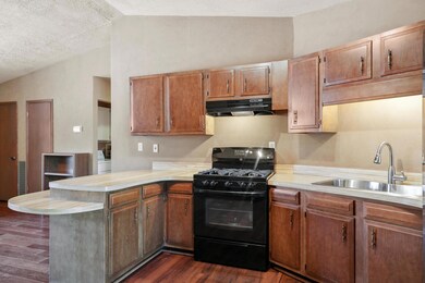 Kitchen 2