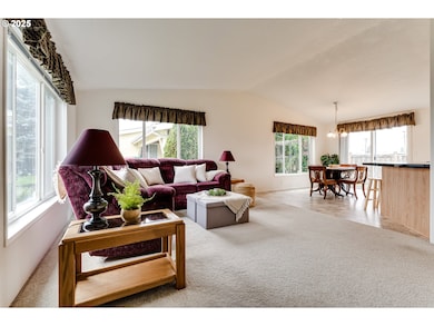 145 River Rd unit 12, Junctioncity, OR 97448 - photo 6