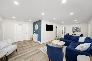 4617 N Lowell Ave, Chicago, IL 60630 - photo 5