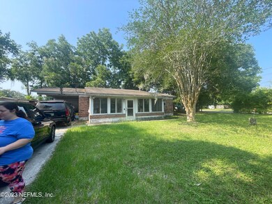 4234 Key Largo Dr, Jacksonville, FL 32218 - photo 5