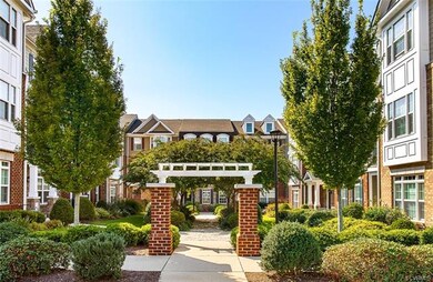 Beautiful courtyard entrance !