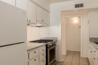 AZA_Listings_22ndPlace-5