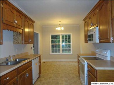 Kitchen and Breakfast Area