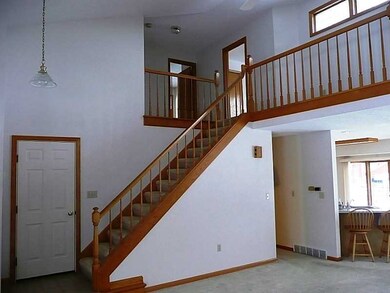 122 Madeline Dr, Edinboro, PA 16412 - photo 7