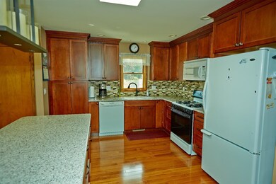 923 Maxwell Ct, Crown Point, IN 46307 - photo 4