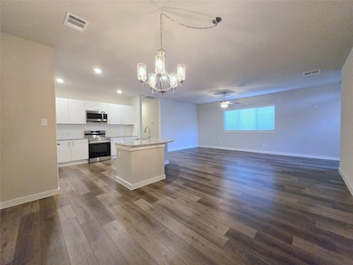 9753 Grosbeak Ln, Magnolia, TX 77354 - photo 6