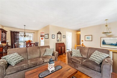 12 Lisa Ann Cir, Greenville, RI 02828 - photo 5