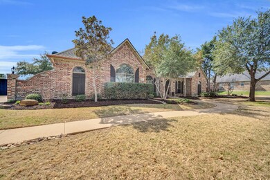 View of front of house featuring a front lawn
