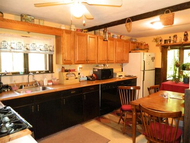 1444 Battle St, Webster, NH 03303 - photo 3