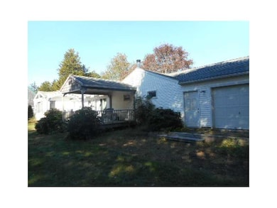 81 Stern St, Jamestown, RI 02835 - photo 2