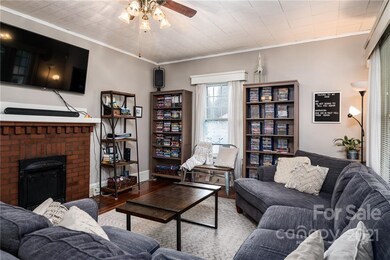 125 1st Ave, Statesville, NC 28677 - photo 3