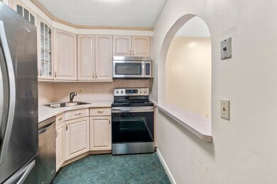 158 Quincy Shore Dr unit 79, Quincy, MA 02171 - photo 3