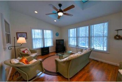 56 Hillando Dr, Shrewsbury, MA 01545 - photo 4