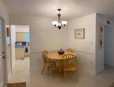 COZY DINING ROOM