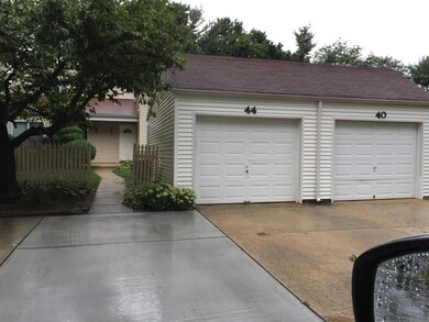 View w/Garage