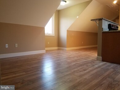 141 S Main St unit 3RD FLOOR, Quakertown, PA 18951 - photo 4