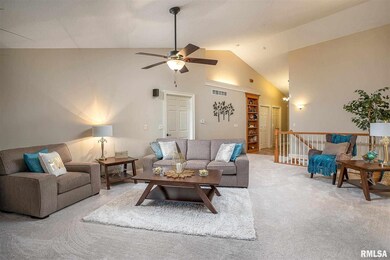 1702 Stone Gate Cir, Davenport, IA 52807 - photo 2